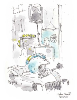 Zeichnung eines kleinen Autos von Hotrod Düsseldorf, mit blauem Helm drauf und herausstehenden runden kleinen Spiegeln dran. Im Hintergrund ein Verstärker und eine Box. 